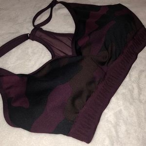 VS PINK SPORTS BRA